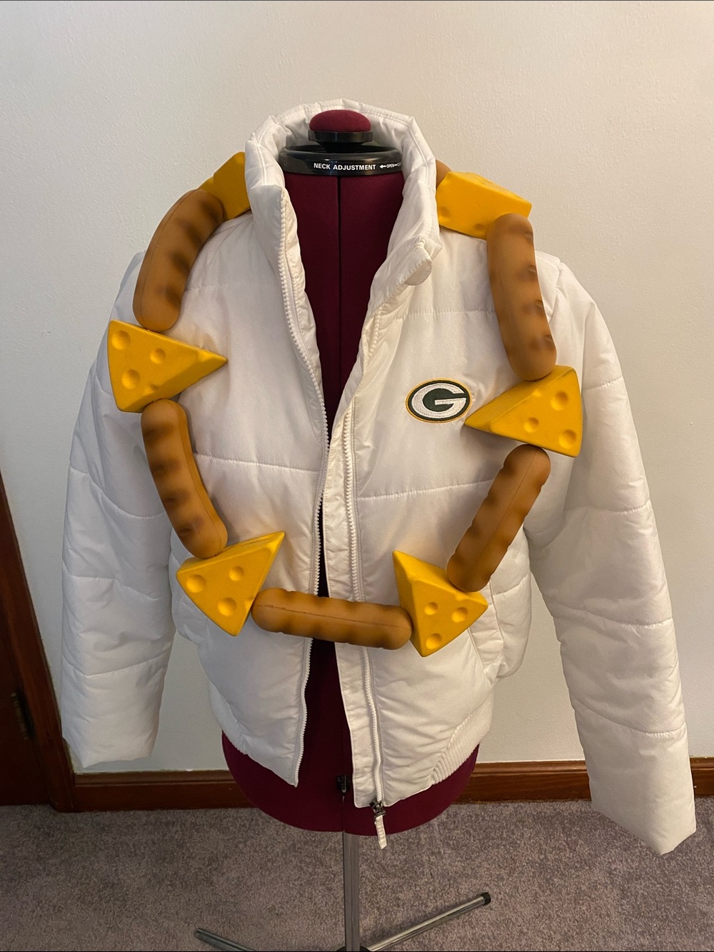 Green Bay Packers Cheese and Brat Tailgating Game Day Fan Necklace